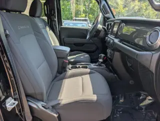 Jeep Wrangler 2023 4x4 Sahara 4dr SUV