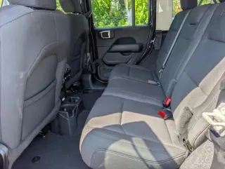 Jeep Wrangler 2023 4x4 Sahara 4dr SUV