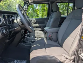 Jeep Wrangler 2023 4x4 Sahara 4dr SUV