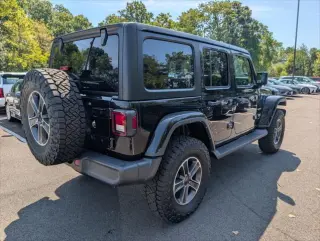 Jeep Wrangler 2023 4x4 Sahara 4dr SUV