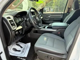 Ram 1500 2020 4x4 Big Horn 4dr Crew Cab 5.6 ft. SB Pickup