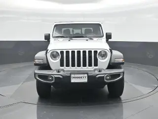 Jeep Gladiator 2023 4x4 Sport 4dr Crew Cab 5.0 ft. SB