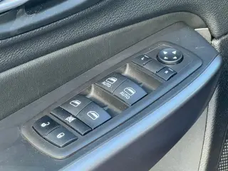Jeep Cherokee 2021 4x4 Latitude Lux 4dr SUV