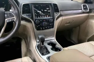 Jeep Grand Cherokee 2016 4x4 Overland 4dr SUV