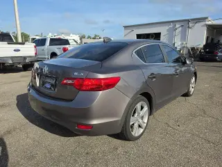 Acura ILX 2014 2.0L 4dr Sedan w/Technology Package