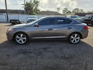 Acura ILX 2014 2.0L 4dr Sedan w/Technology Package
