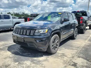 Jeep Grand Cherokee 2017 4x4 Laredo 4dr SUV