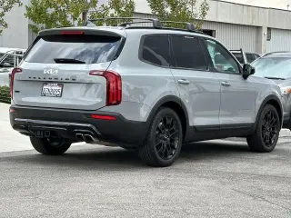 Kia Telluride 2022 AWD SX 4dr SUV