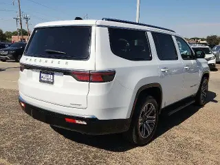 Jeep Wagoneer 2024 4x2 Series II 4dr SUV