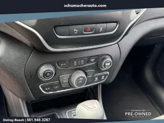 Jeep Cherokee 2021 Latitude Plus 4dr SUV