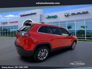 Jeep Cherokee 2021 Latitude Plus 4dr SUV