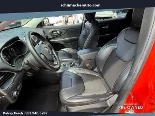 Jeep Cherokee 2021 Latitude Plus 4dr SUV