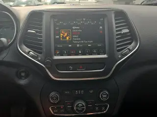 Jeep Cherokee 2019 4x4 Trailhawk 4dr SUV