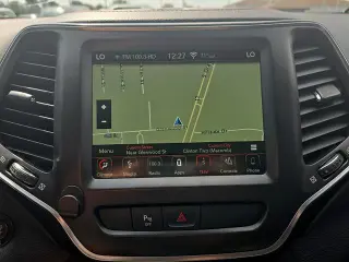 Jeep Cherokee 2019 4x4 Trailhawk 4dr SUV