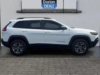 Jeep Cherokee 2019 4x4 Trailhawk 4dr SUV