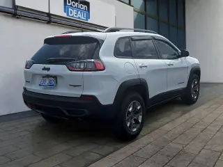 Jeep Cherokee 2019 4x4 Trailhawk 4dr SUV
