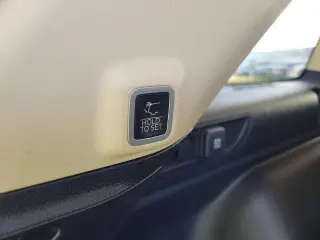 Jeep Grand Cherokee 2022 4x2 Limited 4dr SUV (midyear release)