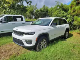 Jeep Grand Cherokee 2022 4x2 Limited 4dr SUV (midyear release)