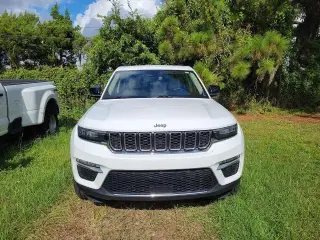 Jeep Grand Cherokee 2022 4x2 Limited 4dr SUV (midyear release)