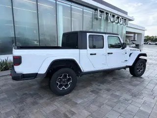 Jeep Gladiator 2023 4x4 Rubicon 4dr Crew Cab 5.0 ft. SB