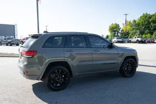 Jeep Grand Cherokee 2021 4x4 Laredo E 4dr SUV