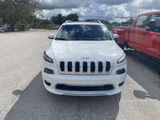 Jeep Cherokee 2017 4x4 Overland 4dr SUV