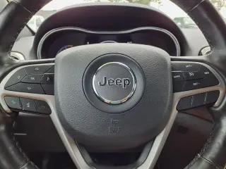Jeep Grand Cherokee 2020 4x4 Laredo 4dr SUV