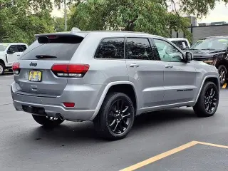 Jeep Grand Cherokee 2020 4x4 Laredo 4dr SUV