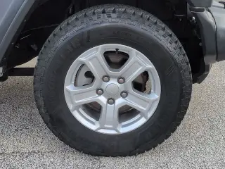 Jeep Wrangler Unlimited 2019 4x4 Sport 4dr SUV