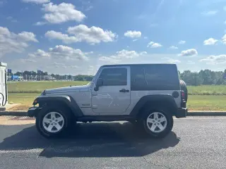 Jeep Wrangler 2017 4x4 Sport 2dr SUV