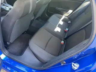 Honda Civic 2017 LX 4dr Sedan CVT