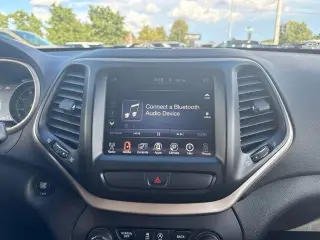 Jeep Cherokee 2017 4x4 Limited 4dr SUV