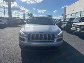 Jeep Cherokee 2017 4x4 Limited 4dr SUV