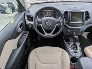Jeep Cherokee 2015 Latitude 4dr SUV