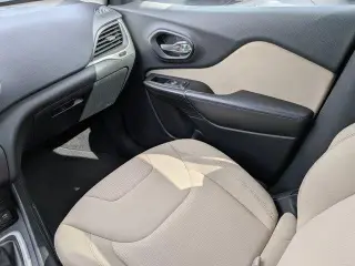 Jeep Cherokee 2015 Latitude 4dr SUV