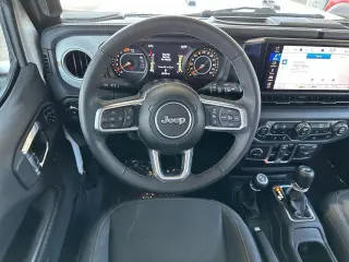 Jeep Wrangler 2025 4x4 Sahara 4dr SUV