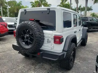 Jeep Wrangler 2024 4x4 Sport 4dr SUV