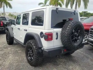Jeep Wrangler 2024 4x4 Sport 4dr SUV