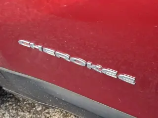 Jeep Cherokee 2015 4x4 Limited 4dr SUV
