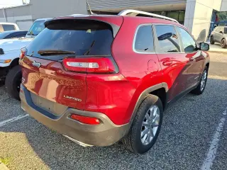 Jeep Cherokee 2015 4x4 Limited 4dr SUV