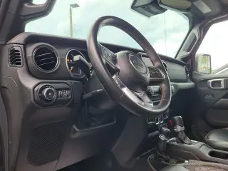 Jeep Wrangler Unlimited 2022 4x4 Sahara 4dr SUV