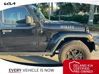 Jeep Gladiator 2023 4x4 Willys 4dr Crew Cab 5.0 ft. SB