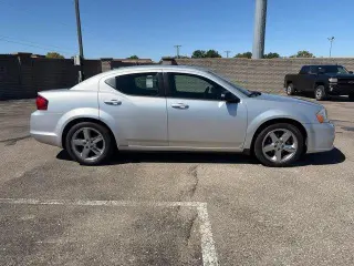 Dodge Avenger 2011 Express 4dr Sedan