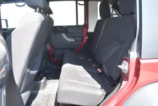 Jeep Wrangler Unlimited 2013 4x4 Sport 4dr SUV