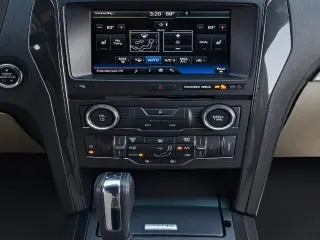 Ford Explorer 2016 XLT 4dr SUV