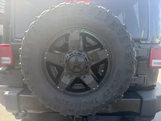 Jeep Wrangler JK Unlimited 2018 4x4 Sahara 4dr SUV