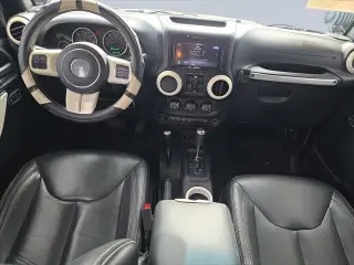Jeep Wrangler Unlimited 2017 4x4 Rubicon 4dr SUV