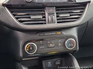 Ford Escape 2022 SE 4dr SUV