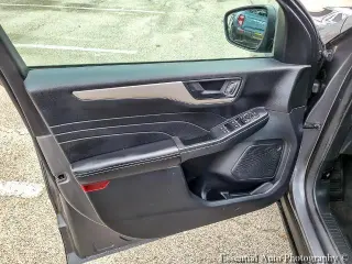 Ford Escape 2022 SE 4dr SUV