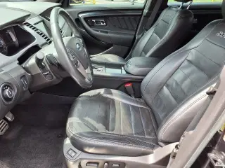 Ford Taurus 2017 AWD SHO 4dr Sedan